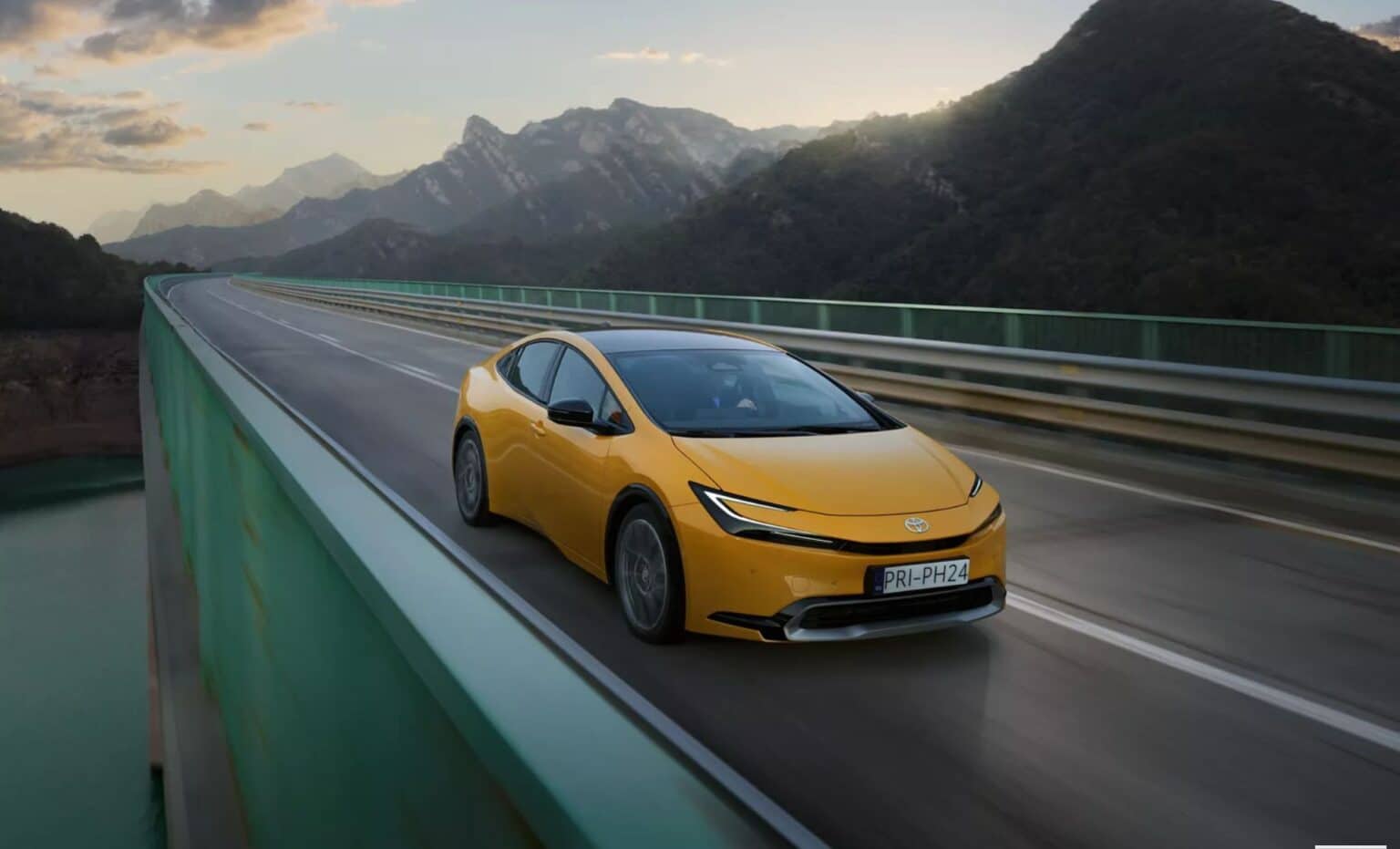 Tesla vs. Gas Cars: Which Is Really More Expensive to Drive Each Month